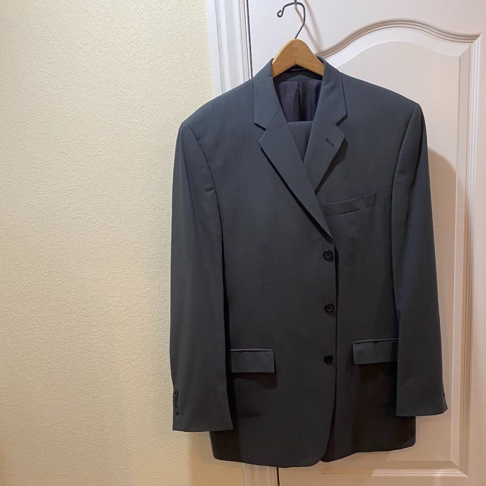 Alfani 100% Wool - Gray 2 piece suit